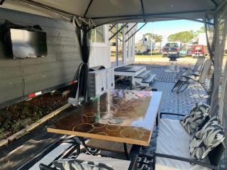 Pet Friendly, Modern tiny house in vibrant Clermont - Clermont - 3