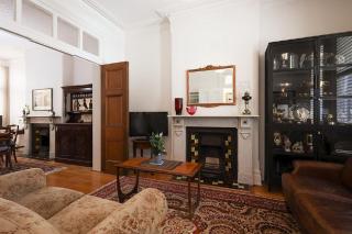 Charming 3-Bedroom Terrace in the Heart of Glebe - Sydney - 4