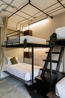 C'HOUSE Bangkok - Pom Prap - 6