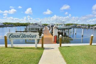 Hutchinson Island Condo steps to the ocean, marina - Fort Pierce - 1