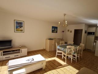 Appartement 2 pièces climatisé, piscine, centre-ville, parking privé, animal accepté, Sainte-Maxime - FR-1-780-18 - Sainte-Maxime - 2