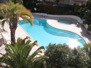 Appartement 2P refait à neuf avec clim et garage, piscine, proche commerces et plage à Sainte-Maxime - FR-1-780-21 - Sainte-Maxime - 0