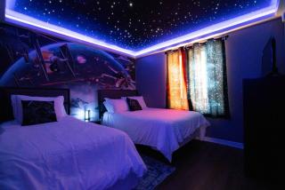Star Wars + Princess + Mickey themed kid rooms - Kissimmee - 3