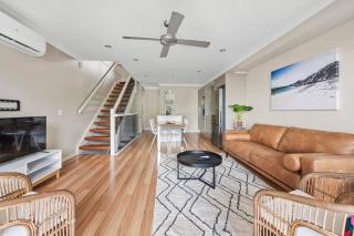 Convenient + Spacious! 3Bed/2.5Bath/1Car~Townhouse - Brisbane - 7