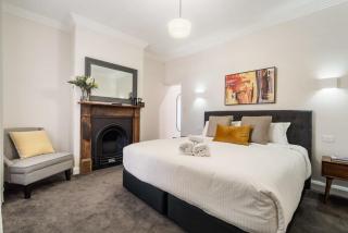 Sanlor Suite 2 - Luxury, Comfort & Style - Orange - 7