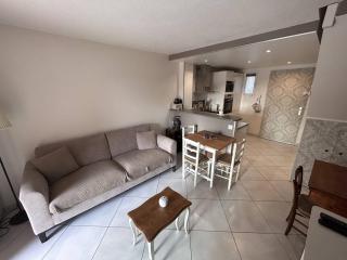 Appartement 2 Chambres avec Climatisation et Jardin, à 400m de la Plage - Les Issambres - FR-1-768-72 - La Garonnette-Plage - 7