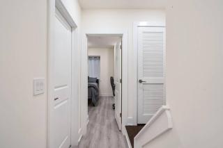 Luxurious & Spacious 3Bed/3Bath with Outdoor Patio - 8