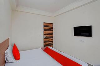 Hotel South Paradise at CR Park - 1