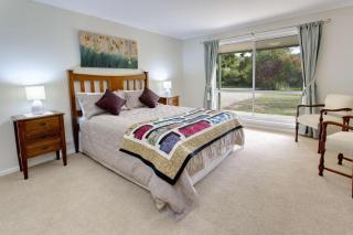 Brookfield Guest House - Myrrhee - 9