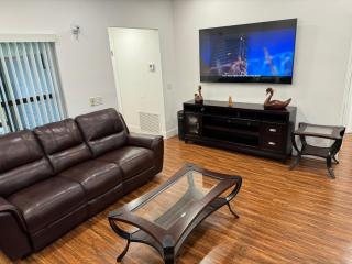 Sunrise 3 bed @ sawgrass mills - Sunrise - 7