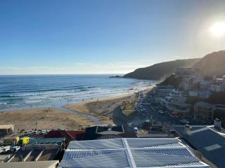 MakiSaki Beach House - Herolds Bay - 9