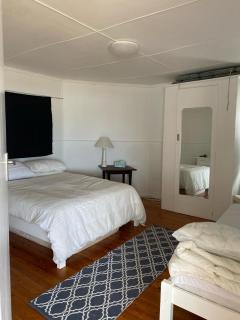 MakiSaki Beach House - Herolds Bay - 3
