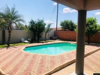 LOTUS LODGE - Gaborone - 1