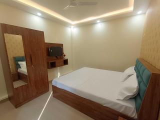 Hotel O Ramaland Homestay - Ayodhya - 1