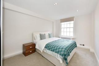 Three Bedrooom flat in Heart of London - London - 6
