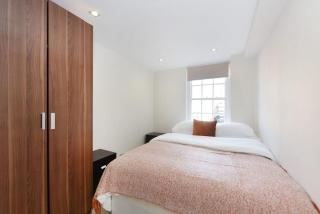 Three Bedrooom flat in Heart of London - London - 3