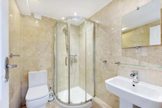 Three Bedrooom flat in Heart of London - London - 4