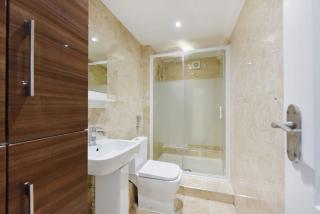 Three Bedrooom flat in Heart of London - London - 2
