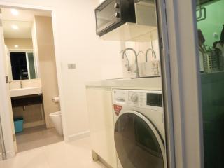 Rent-Saleคอนโดสุขุมวิท 2ห้องนอน 2ห้องน้ำ ใกล้ BTS อุดมสุข - Ban Khlong Samrong - 1