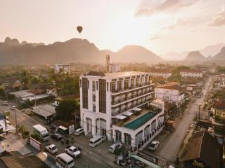 Oudomsin VangVieng Hotel - Vang Vieng - 1
