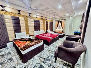 Royal Blue inn Hotel - 0