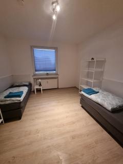 Monteur-Ferien-Messewohnung Mettmann 6 Personen 2 OG - Mettmann - 2