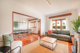 JOIVY Exceptional villa with parking - Cascais - 0