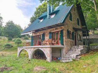 Lovćen Escape, Rustric House - 8