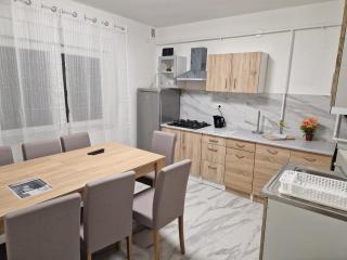 Sobe Zimmer & Apartmani Nova Gradiška - Nova Gradiška - 0