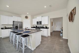 Exclusive 7BR Villa by Disney w Private Pool - Davenport - 1