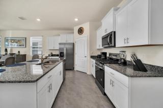 Exclusive 7BR Villa by Disney w Private Pool - Davenport - 1