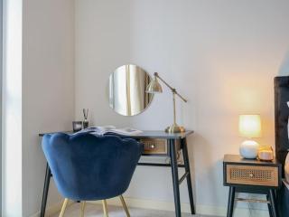Stylish Urban Sanctuary with Parking - Londra - 1