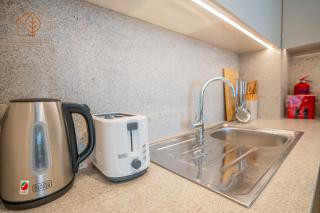 Cozy 2-Bed Apartment Next To Dubai Mall 181BR-2 - Dubai - 9