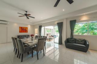 Grand 5BR Pool Villa Sea la Vie - Rawai Beach - 5