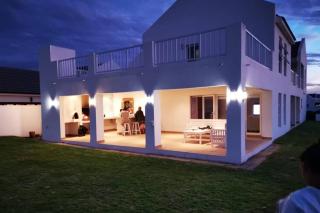 Khasia House - on the Golden Mile - St Helena Bay - 0