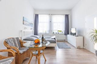Villa-Seiler-in-Binz-1-Raum-Ferienwohnung-Nr-6-Toplage-wenige-Schritte-zum-Strand - Binz - 7