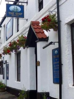 The Ship Inn - Holy Island - 4