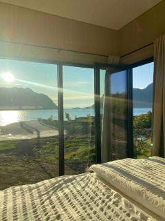 New lodge at seaside, near Henningsvær Lofoten - Kleppstad - 3