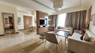 Radisson Blu Hotel, Greater Noida - Greater Noida - 3