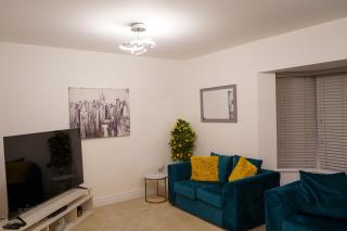 A1M Hampton Lakes Brand New Entire House - Peterborough - 5