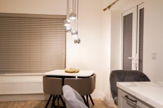 A1M Hampton Height New Entire 4bed House PE7 8SN - 1