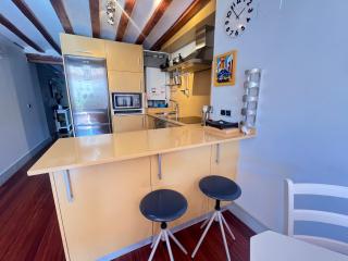La Redonda Catedral Ascensor by Apartamentos Logrono - Logroño - 6