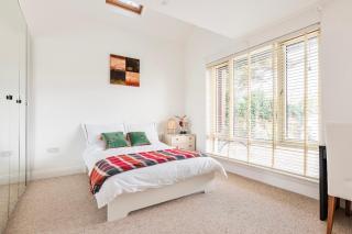 Double bedroom with private toilet and shower, easy to city center - Dublino - 5