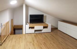 3 Bedroom Lovely Apartment In Mandre - 1