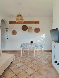 Hommy Lab - stylish and modern with super kitchen, separate entrance, free parking - Olbia - 1