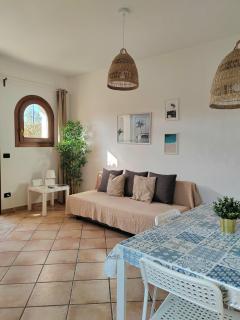 Hommy Lab - stylish and modern with super kitchen, separate entrance, free parking - Olbia - 0