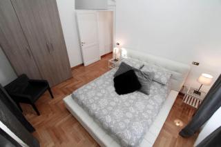 Properzio Lux, una fusione di Eleganza e Prestigio - Rome - 5