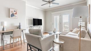 Landing Modern Apartment with Amazing Amenities (ID9288X62) - 4