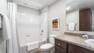 Landing Modern Apartment with Amazing Amenities (ID9219X15) - 1