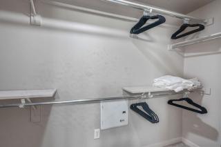 Landing Modern Apartment with Amazing Amenities (ID2956X24) - 2